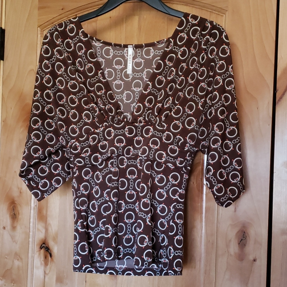 V neck silky top
